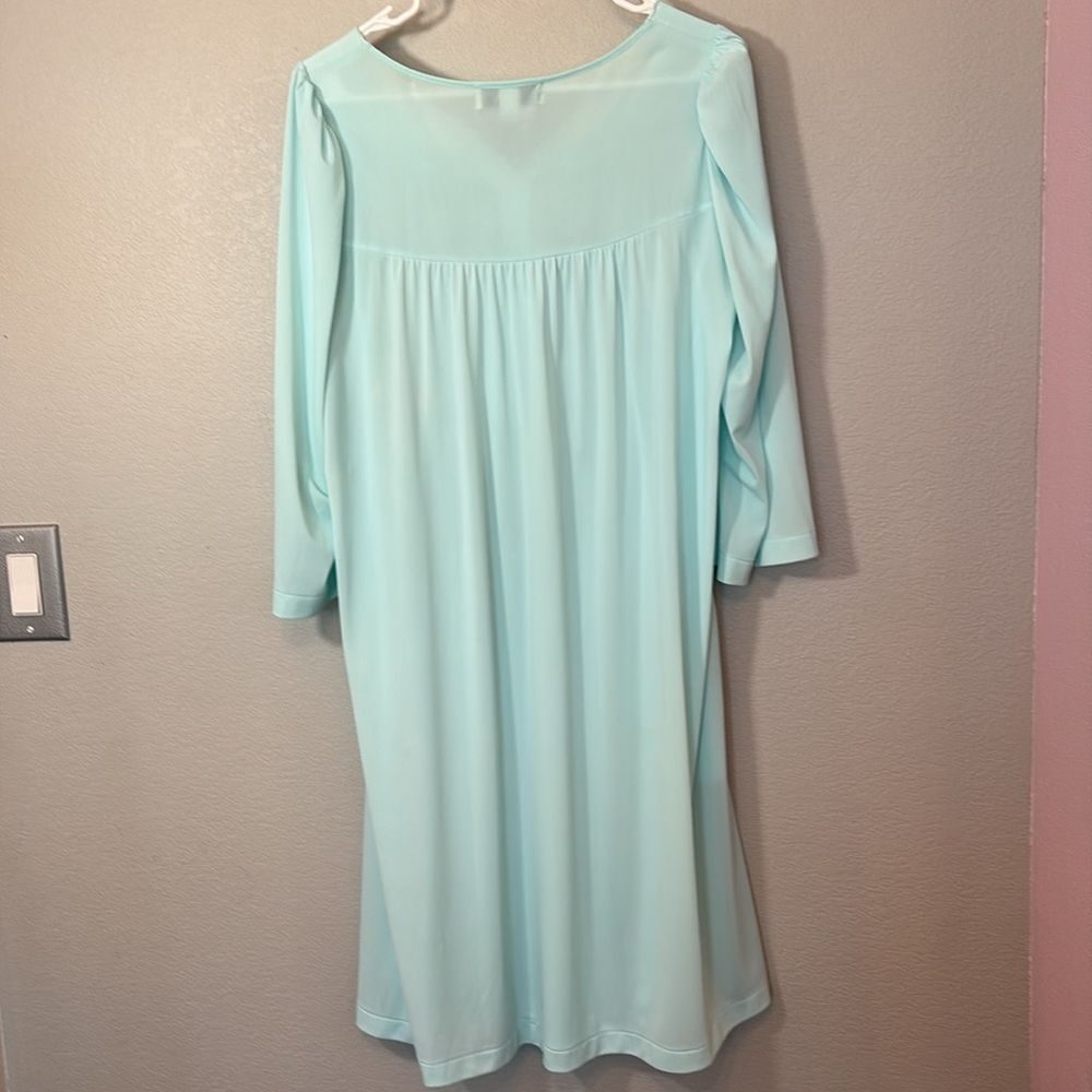 Miss Elaine Light Aqua Blue Long Sleeve Robe - Picture 4 of 6